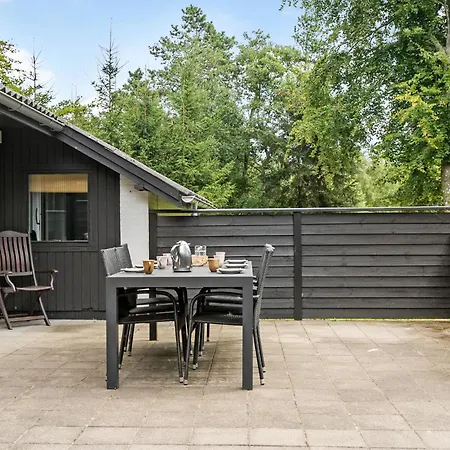 Vakantiehuis 3 Bedroom Awesome In *